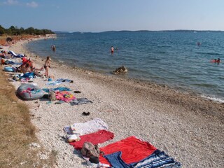 kinderfreundlicher Strand, kristallklares Meer