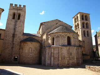 Villa Caunes-Minervois Environment 37