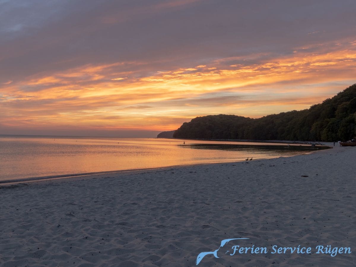 Sonnenaufgang am Strand von Binz