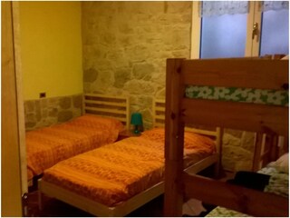 1 Schlafzimmer Souterrain