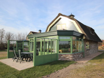 Villa De Witte Hoek mit Wintergarten Texel