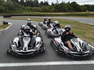 Kartrennen mit der ganzen Familie
