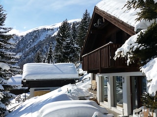 Unser Chalet im Winter