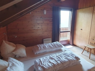 Oberes SZ mit Balkon