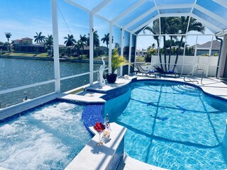 pool mit whirlpool