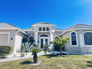 Villa Cape Coral Outdoor Recording 14