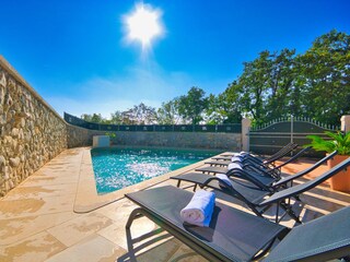 Sonnenliegen in absoluter Privatsphäre