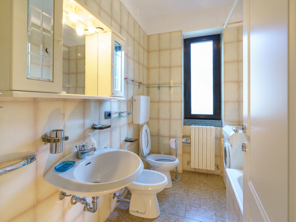 Bagno piano inferiore