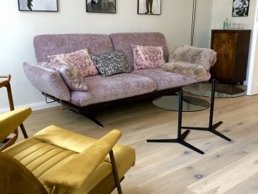 Ferienwohnung Stilaltbau mit Veranda