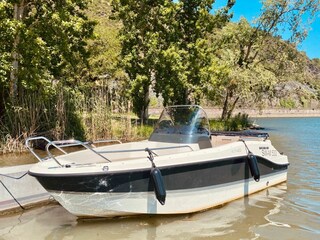 Rent our license-free boat