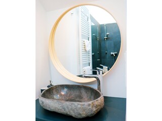 Modern bathroom