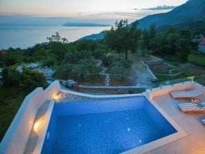 Villa Divino mit Pool, Panorama Meerblick - Tucepi - image1