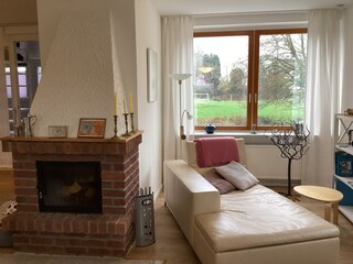 Wohnzimmer mit Kamin