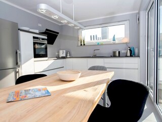 Küchen- und Essbereich