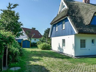 Ostseite/Parkplatz