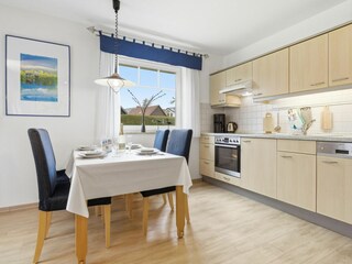 Essbereich mit offener Küche