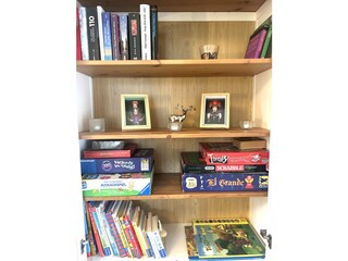 Spiele & Bücher für Groß und Klein