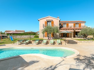 Villa Radetići Outdoor Recording 3