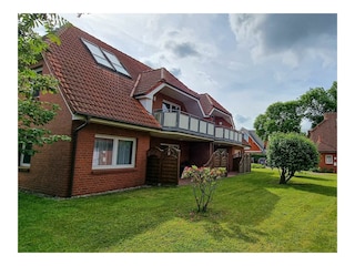 Prerower Str. 8a-b (links)