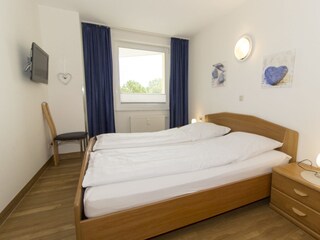 Großes Doppelbett 180 x 200