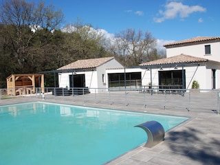 Terrassen, privater Pool, Grill