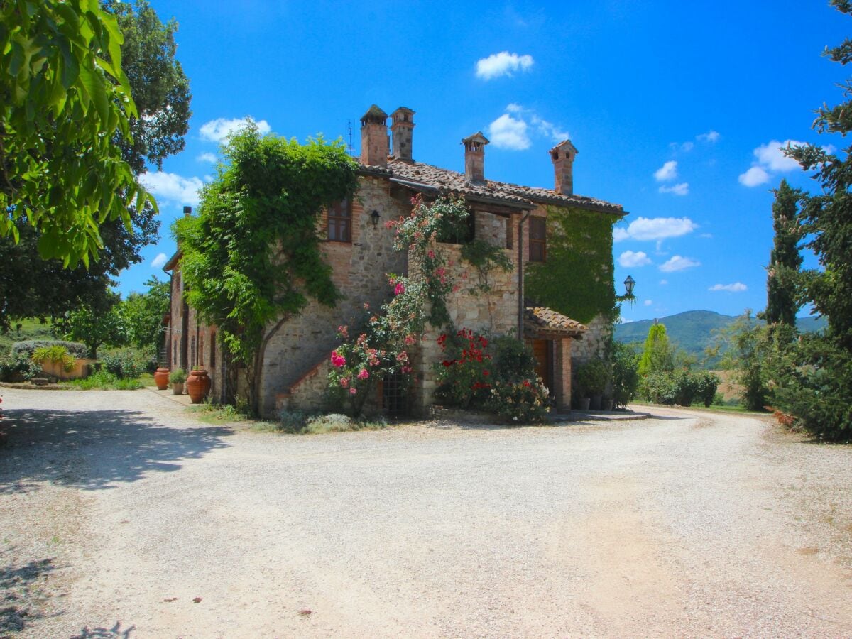 Villa Fratta Todina Grabación al aire libre 1