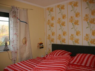 Schlafzimmer 1