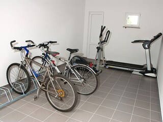 Fitness room, 4 bicycles for use