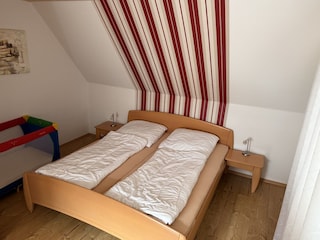 Schlafzimmer 3 ( 1. Etage )