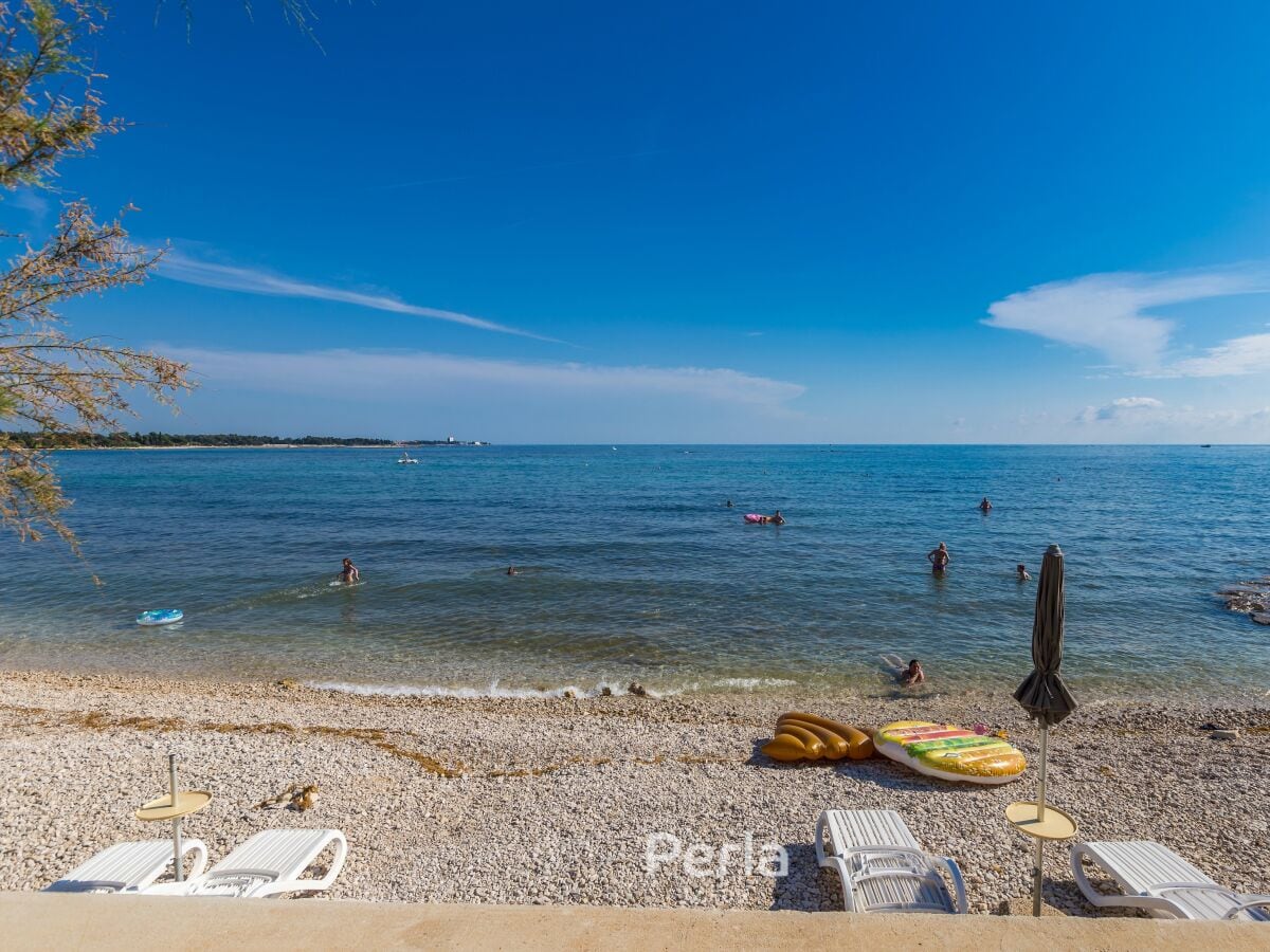 der Strand, kristallklares Meer