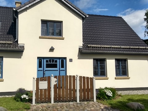 Ferienwohnung Gute Stube - Haus am Teich