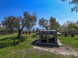 Grill Area mit Seeblick