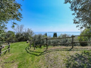 Garten mit Seeblick