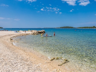 der Strand, kristallklares Meer