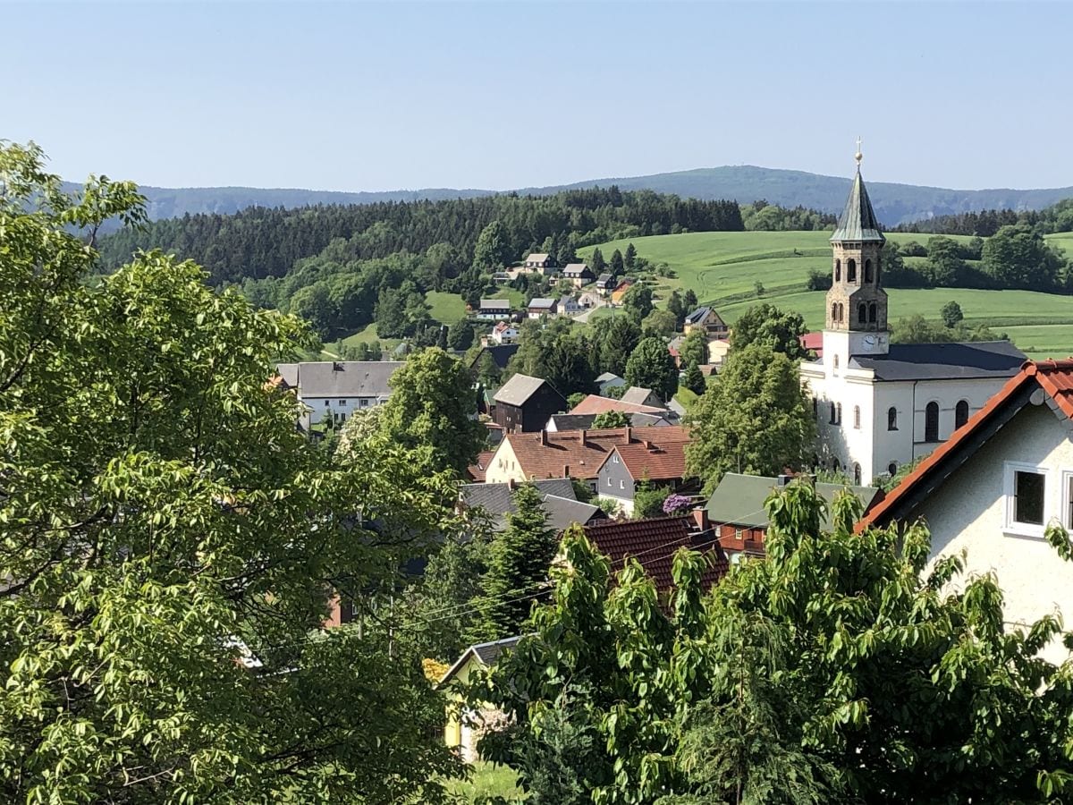 Blick vom Balkon im Obergeschoss