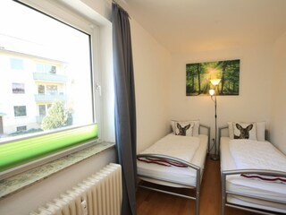 Schlafzimmer 2