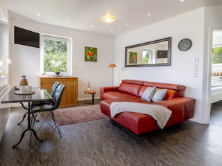 Wohnzimmer mit Blick zum See