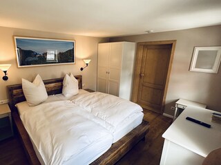 Extra-Schlafzimmer (ohne Bad) auf Anfrage