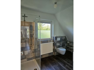 Badezimmer im OG