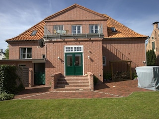 Eingangsbereich/Gartenbereich