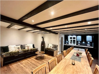 Gesamtüberblick Gesellschaftsraum