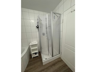 Bad Dusche