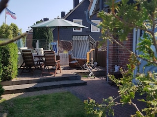 Terrasse mit Strandkorb