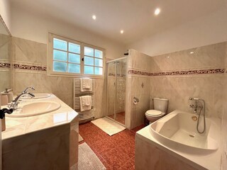 Villa Sainte-Maxime Features 11