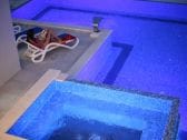 Ferienhaus mit Pool, Sauna, Whirlpool und Terrace