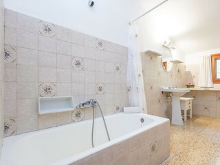 BAÑO EN SUITE D1