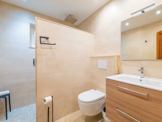 BAÑO EN SUITE D1
