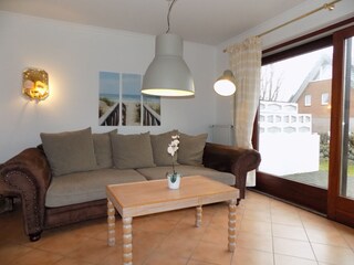 Terrasse im Sommer mit Bestuhlung