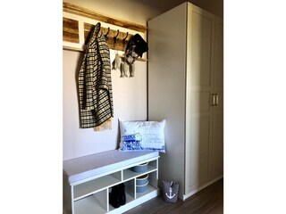 Die Garderobe im einladenden Flurbereich