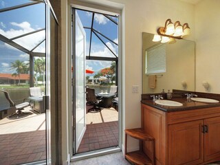 3. Badezimmer der Villa in Cape Coral Florida